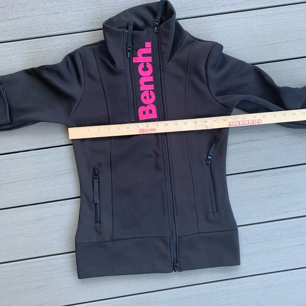 NWOT Bench Black Jacket with Pink Logo Women’s 6 Small - Picture 6 of 8